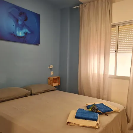 Maracuya House - Men Only * 托雷莫利诺斯